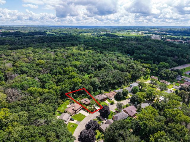 1044 19th Avenue NE, Rochester, MN 55906