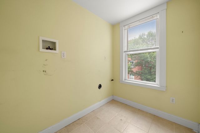 106 H Street, Boston, MA 02127