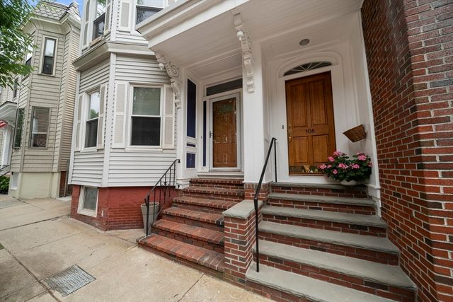 106 H Street, Boston, MA 02127