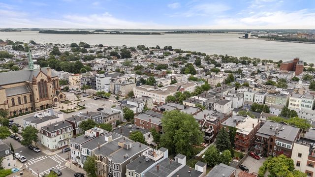 106 H Street, Boston, MA 02127