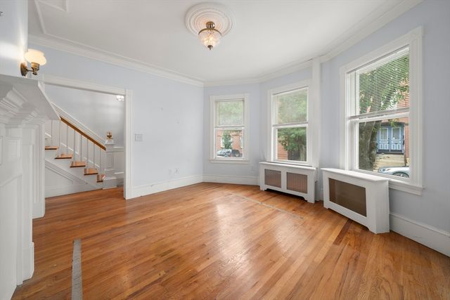 106 H Street, Boston, MA 02127