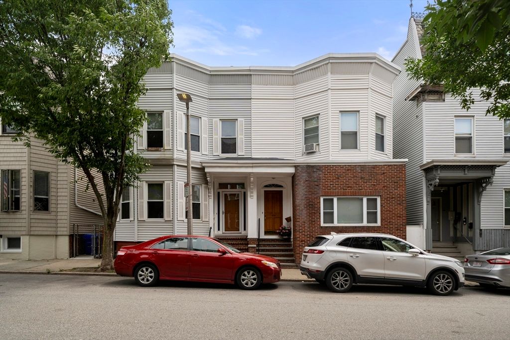 106 H Street, Boston, MA 02127