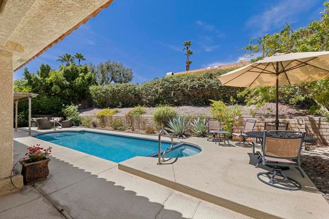367 Cypress Point Drive, Palm Desert, CA 92211
