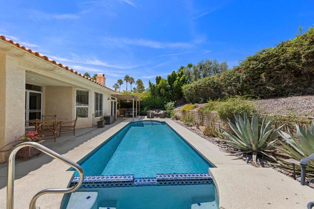 367 Cypress Point Drive, Palm Desert, CA 92211