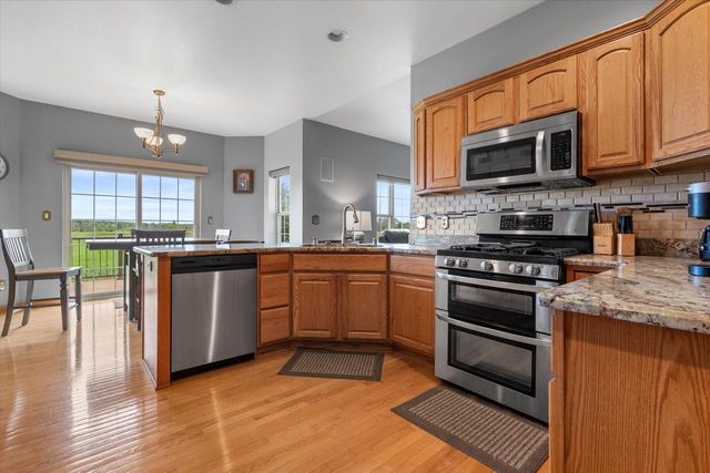 1246 S Wilson AVENUE, Hartford, WI 53027