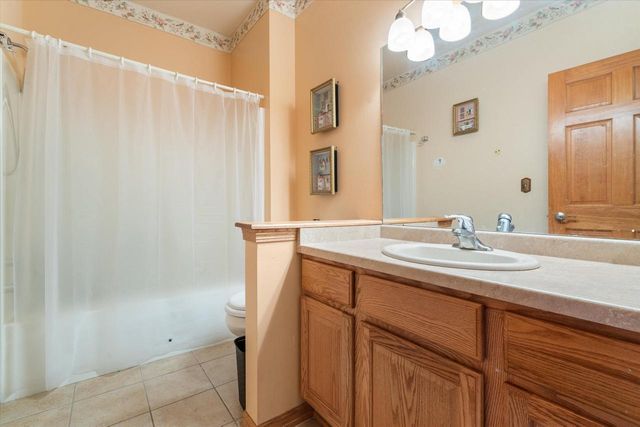 1246 S Wilson AVENUE, Hartford, WI 53027