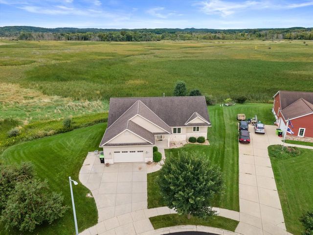 1246 S Wilson AVENUE, Hartford, WI 53027
