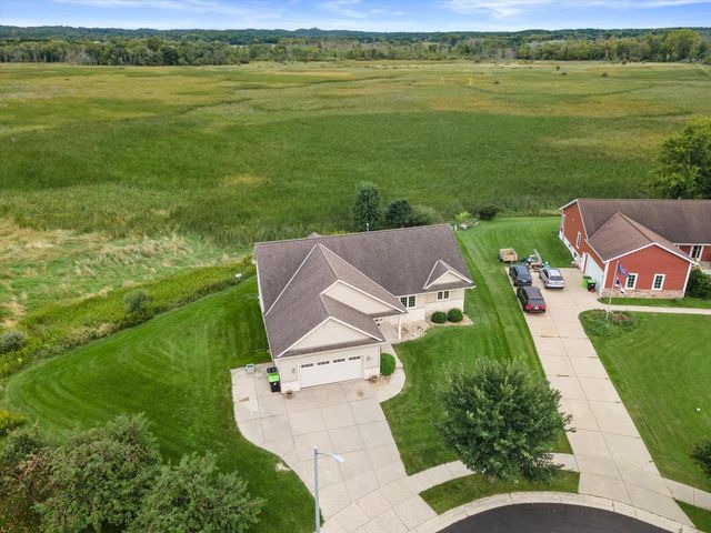 1246 S Wilson AVENUE, Hartford, WI 53027