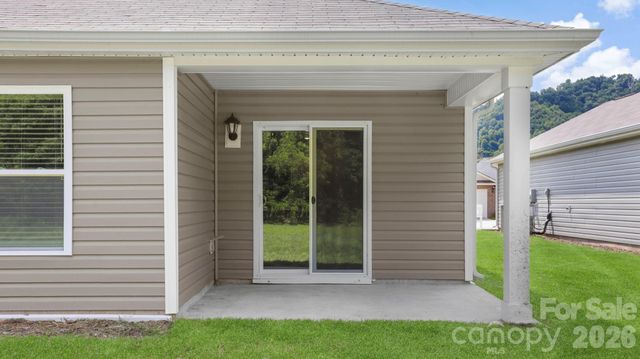75 Creekwalk Lane, Waynesville, NC 28785