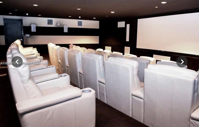 900 Biscayne Blvd 3704, Miami, FL 33132