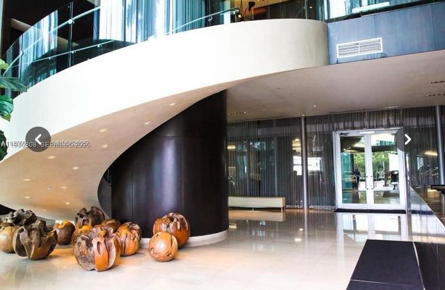 900 Biscayne Blvd 3704, Miami, FL 33132