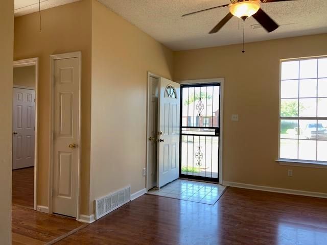 3912 AUTUMN HARVEST LN, Unincorporated, TN 38125