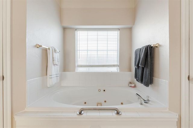 12700 Sutton Hill Road, Oklahoma City, OK 73142