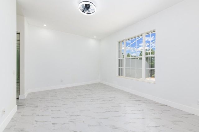249 NW Bentley Circle, Port St. Lucie, FL 34986