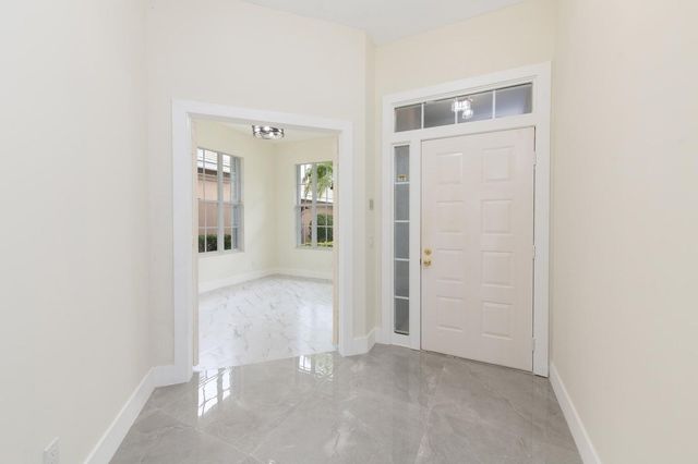 249 NW Bentley Circle, Port St. Lucie, FL 34986