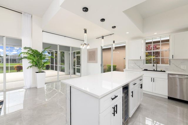 249 NW Bentley Circle, Port St. Lucie, FL 34986
