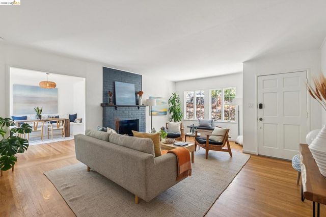 200 Fairlawn Dr, Berkeley, CA 94708