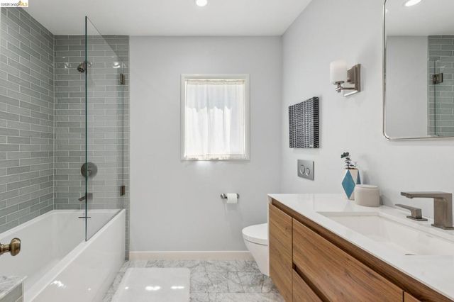 200 Fairlawn Dr, Berkeley, CA 94708