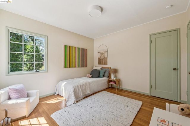 200 Fairlawn Dr, Berkeley, CA 94708