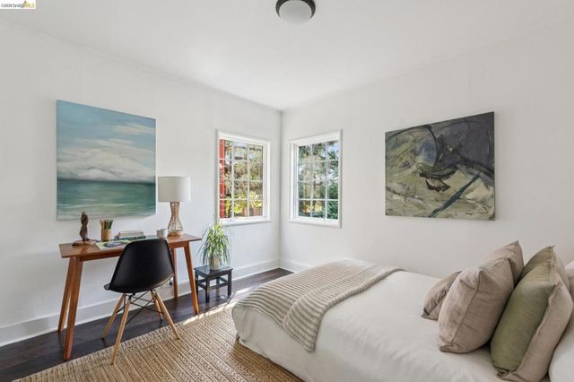 200 Fairlawn Dr, Berkeley, CA 94708