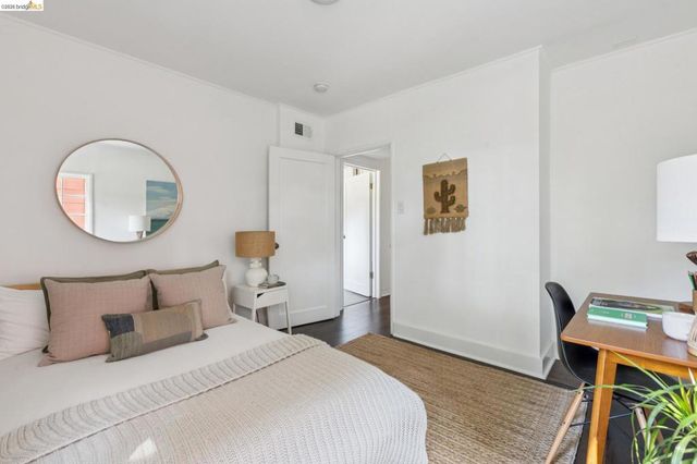200 Fairlawn Dr, Berkeley, CA 94708