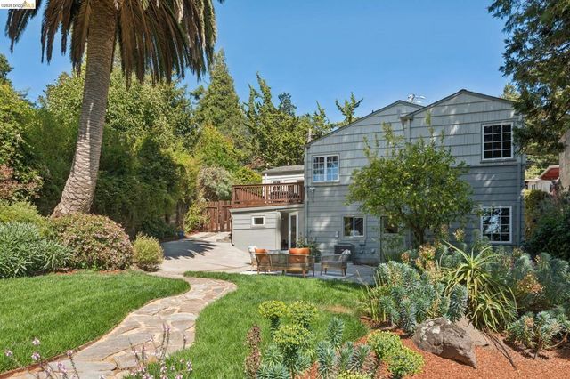 200 Fairlawn Dr, Berkeley, CA 94708