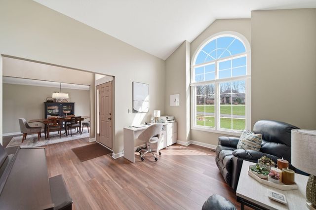 4830 Stonewood Drive, Jackson, MI 49201