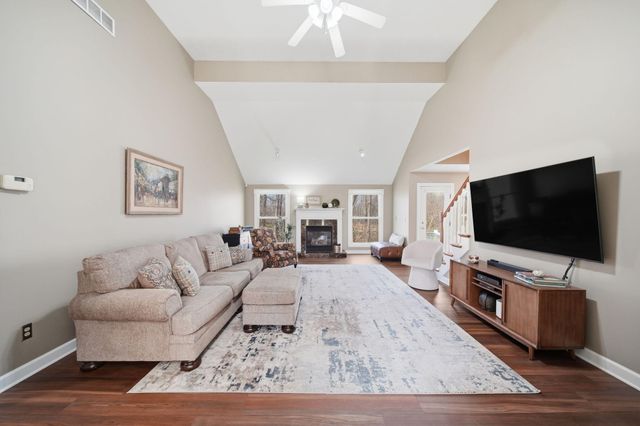 4830 Stonewood Drive, Jackson, MI 49201