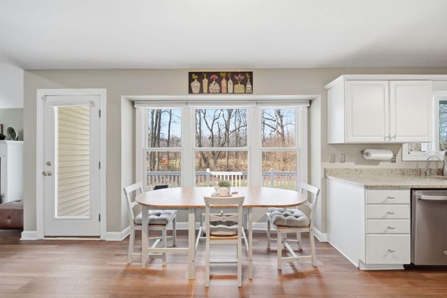 4830 Stonewood Drive, Jackson, MI 49201