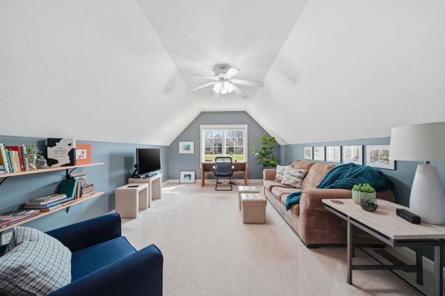 4830 Stonewood Drive, Jackson, MI 49201