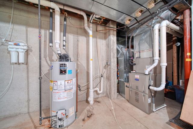 4830 Stonewood Drive, Jackson, MI 49201