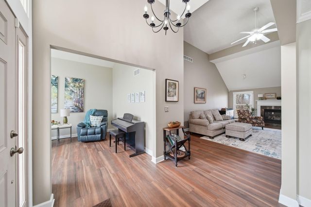 4830 Stonewood Drive, Jackson, MI 49201