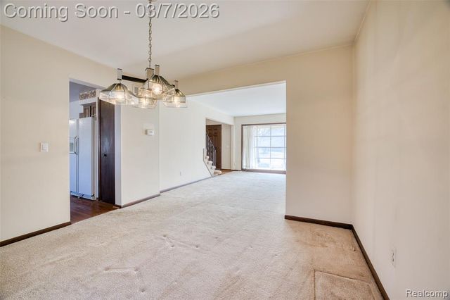 33120 Oak Hollow Street, Farmington, MI 48334