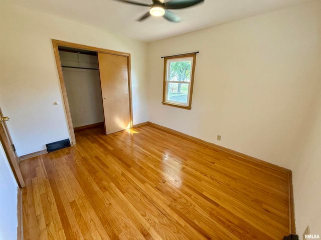 139 N VAIL Street, Geneseo, IL 61254