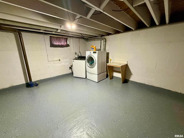 139 N VAIL Street, Geneseo, IL 61254