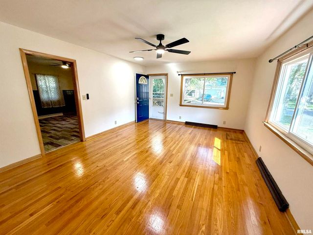 139 N VAIL Street, Geneseo, IL 61254