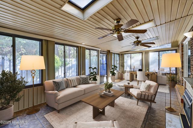 811 Seabury Court, Wilmington, NC 28403