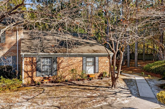 811 Seabury Court, Wilmington, NC 28403