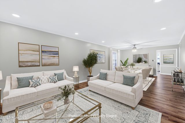 811 Seabury Court, Wilmington, NC 28403