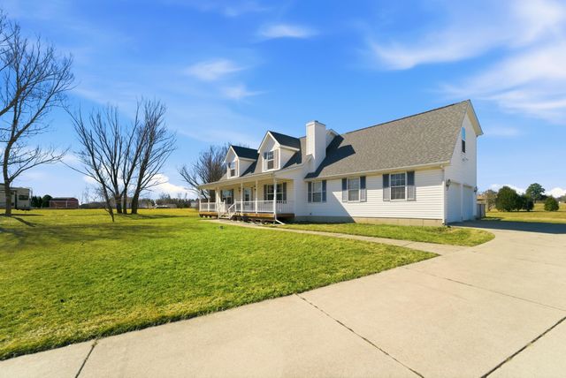 664 Windy Meadow Court, Hebron, IN 46341