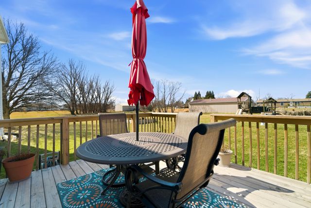 664 Windy Meadow Court, Hebron, IN 46341