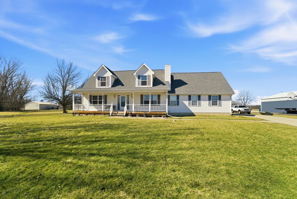 664 Windy Meadow Court, Hebron, IN 46341
