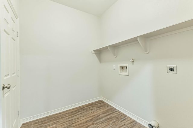 11919 Walraven Drive, Huffman, TX 77336