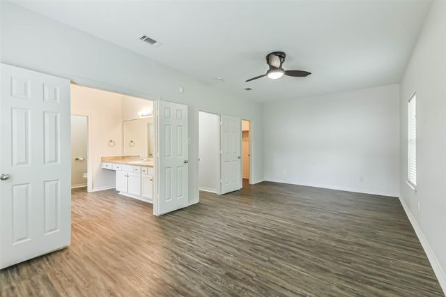 11919 Walraven Drive, Huffman, TX 77336
