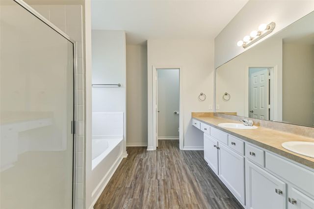 11919 Walraven Drive, Huffman, TX 77336