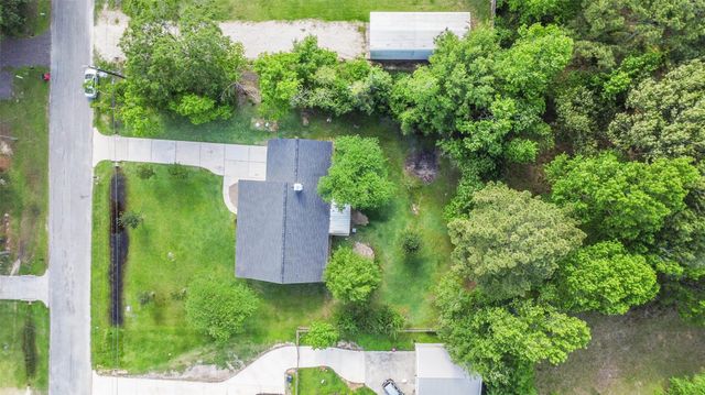 11919 Walraven Drive, Huffman, TX 77336