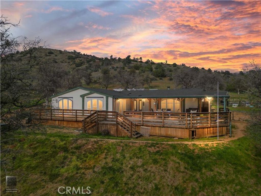 42100 Buckeye, Caliente, CA 93518