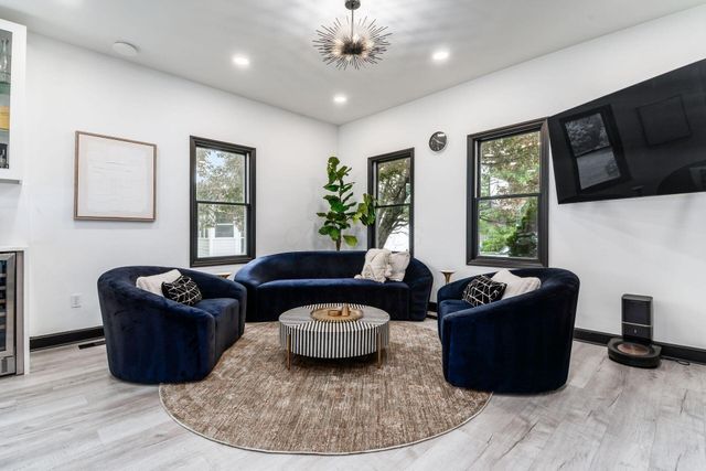 204 Oakwood Court, Westerville, OH 43081