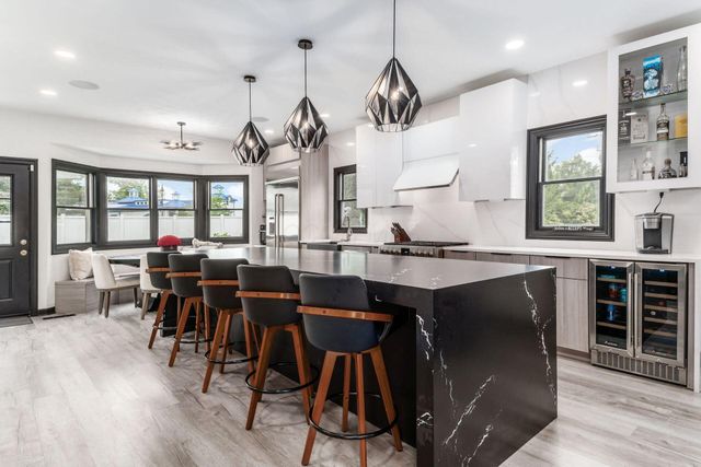 204 Oakwood Court, Westerville, OH 43081