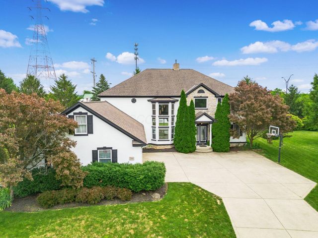 204 Oakwood Court, Westerville, OH 43081
